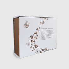 Load image into Gallery viewer, Because You're Amazing Gift Set - Lemongrass & Cedarwood