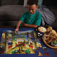 Load image into Gallery viewer, Seek & Find Glow Puzzle: Museum At Midnight