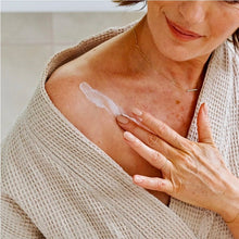 Load image into Gallery viewer, Body Butter 200gm - Lychee & Apple Blossom