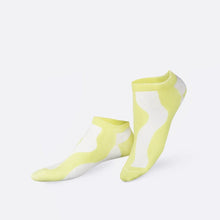 Load image into Gallery viewer, EMS Iced Tea Lemon (2 pairs)